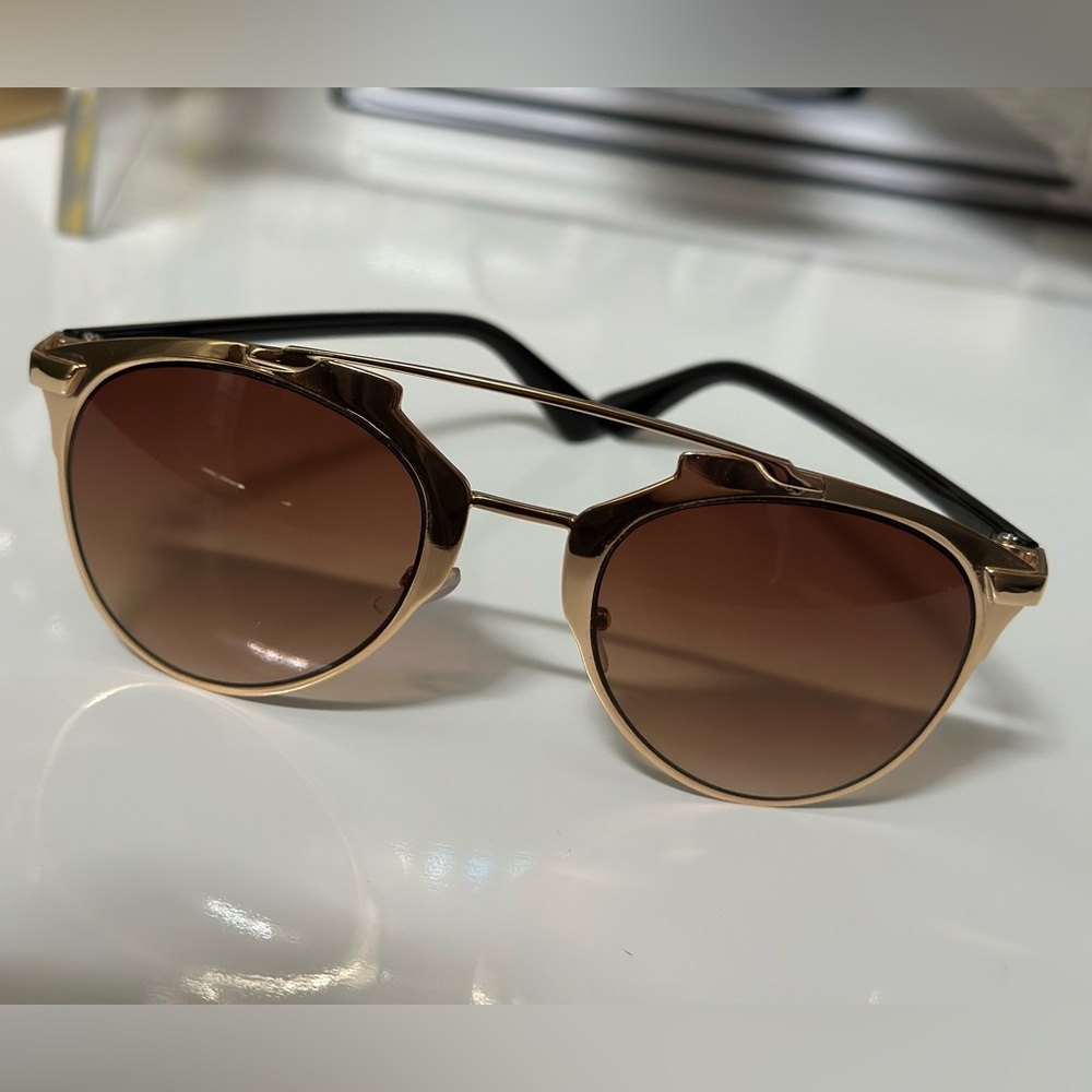 Stylish Gold and Brown Sunglasses